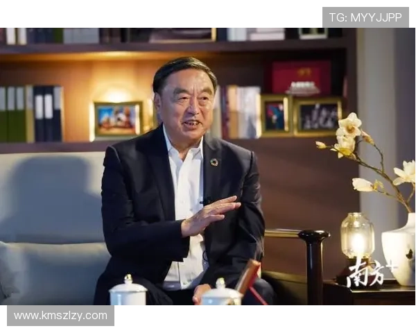 专访周敏:深入探讨足球成功背后的秘诀与经验分享 专访周敏:深入探讨足球成功背后的秘诀与经验分享